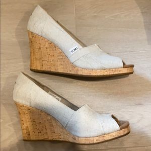 Toms size 10 espadrille wedges